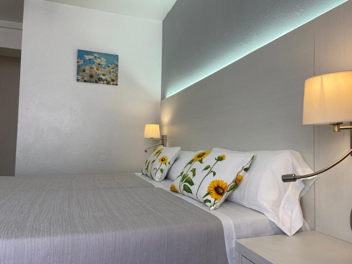 Hostal Pitiusa Otel İbiza Kenti Dış mekan fotoğraf